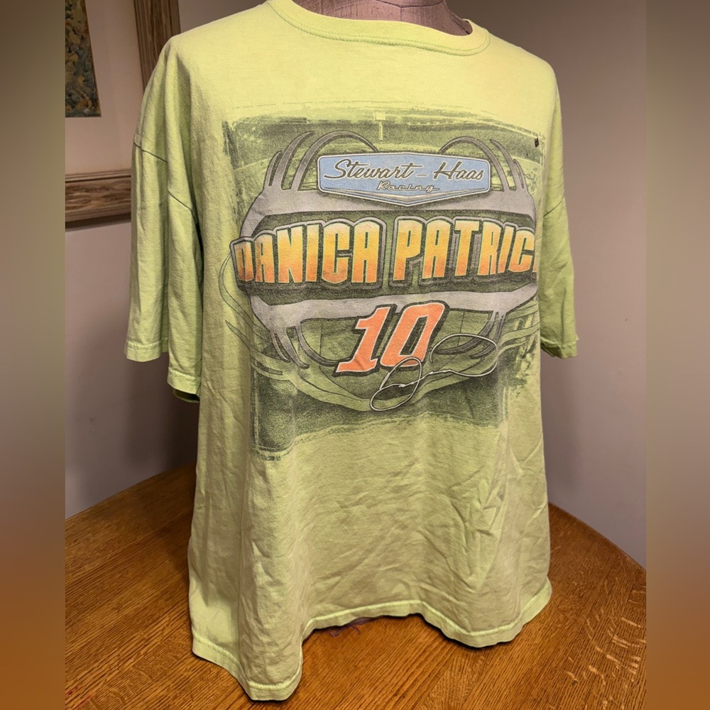 Vintage!! Danica Patrick - Nascar Green Graphic T-Shirt